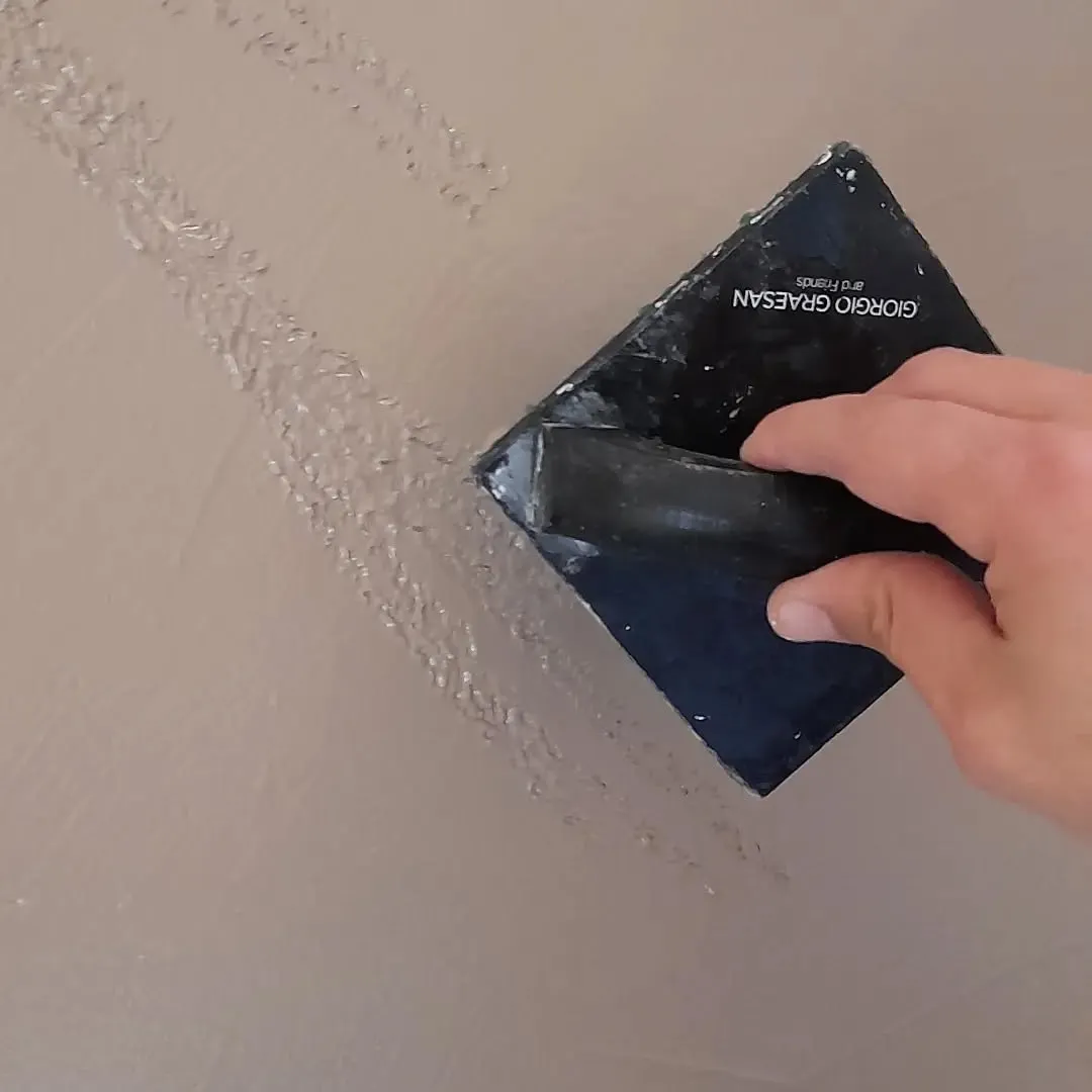 Decorazioni pareti a Pisa
