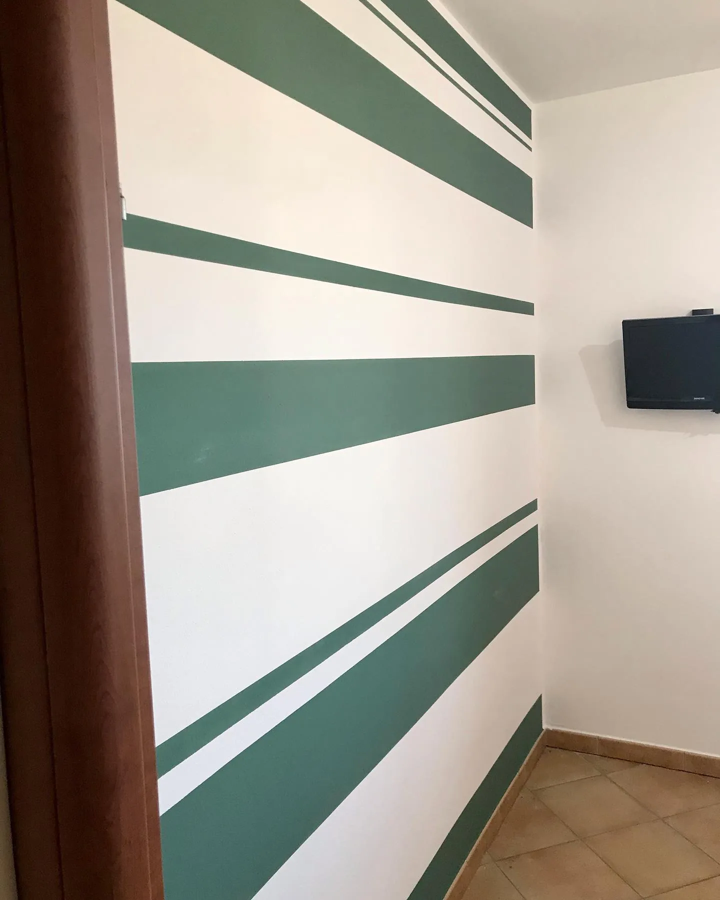 Imbiancatura cucina moderna a Pisa